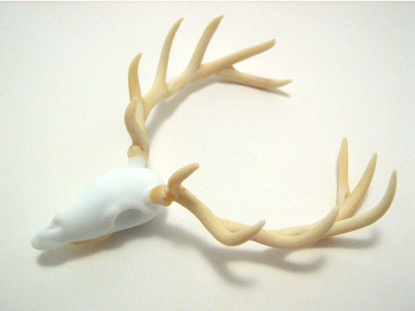 Elk Skull, glass sculpture by Wesley Fleming