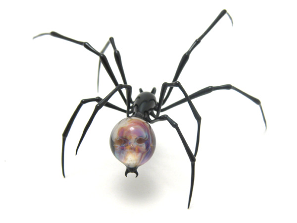 Amber Skulback Spider, glass spider by Wesley Fleming