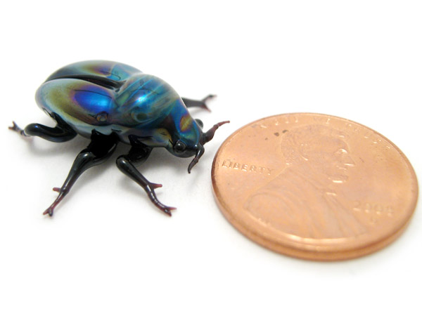 Penny-Biter Beetle, glass bug by Wesley Fleming