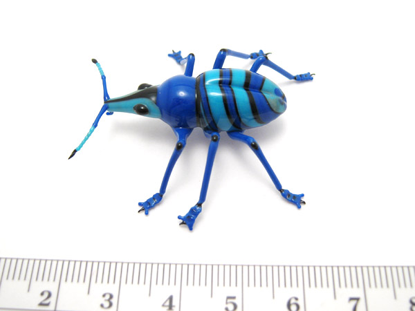 Blue Weevil, glass bug by Wesley Fleming